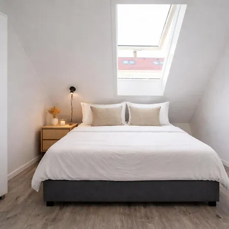 Mountain Views - Pergola - Close To Facilities *