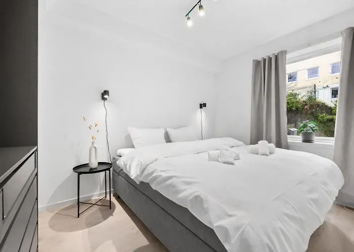 Mountain Views - Pergola - Close To Facilities Daire Bergen